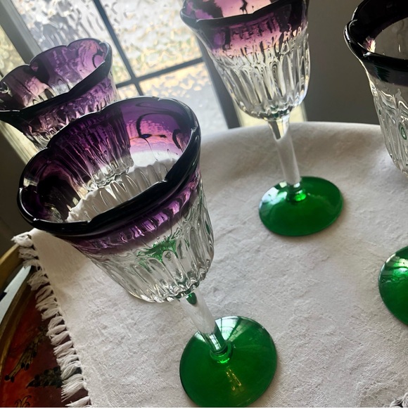 [Anthropologie Glass] “Saintpaulia” Blown Glass Tulip Wine Glasses - Set of 4 - Picture 8 of 14